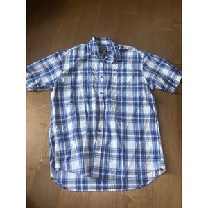 Noble Outfitters Men's Large Short Sleeve Button Down White and Blue Plaid Shirt